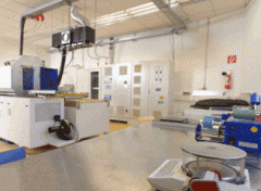 UV涂裝生產(chǎn)線1